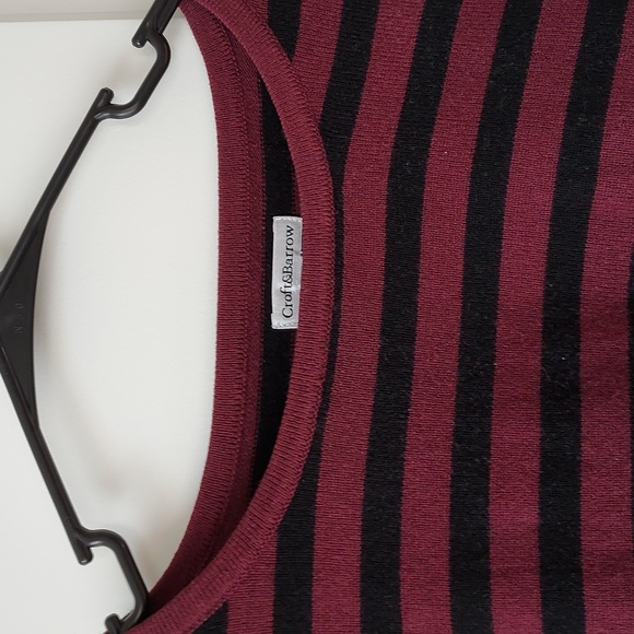 Croft & Barrow large long sleeve top/sweater maroon w/pinks black - Picture 4 of 14